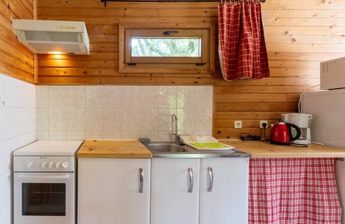 Darbres Ski Chalet | Chalet 'Vert 4 Personnes' with Balcony and Wi-Fi