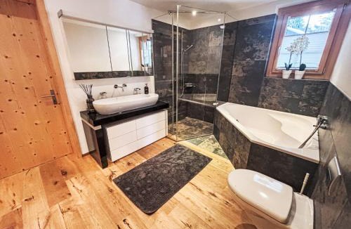 Laax Ski Chalet | Chalet Vista dal Dragun by Interhome