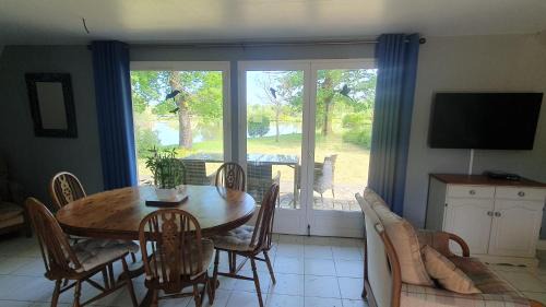 Chaillac Ski Chalet | Chalet Vue Lac