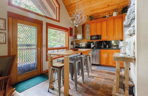 Welches Ski Chalet | Chalet w/River Access, Hot Tub, Game Room, Deck
