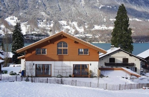 Boenigen Apartment | Chalet W/Studio in Bönigen by Interlaken on Lake Brienz