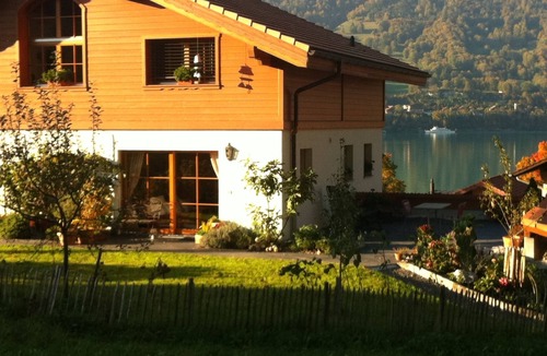 Boenigen Apartment | Chalet W/Studio in Bönigen by Interlaken on Lake Brienz