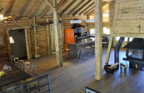 Entremont Ski Chalet | Chalet with Panoramic View and Sauna