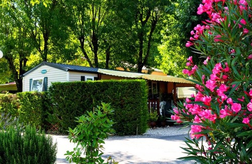 Salavas Ski Chalet | Chalet with AC, pets welcome - 4 guests