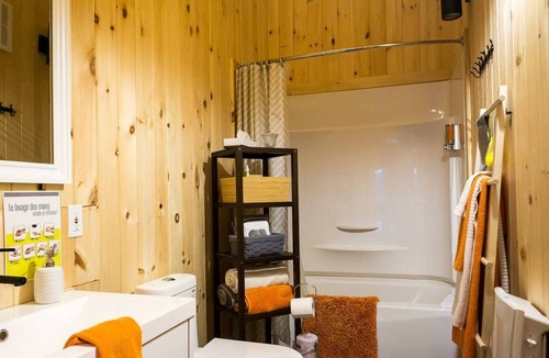 Saint-Tite-des-Caps Ski Chalet | Chalet with spa close to ski stations