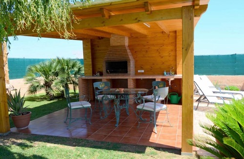 Les Tres Cales Villa | CHALET WITH CHARM! Spacious law garden, pool with deck and more