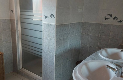 Ponteils-et-Bresis House | Chalet with outdoor pool