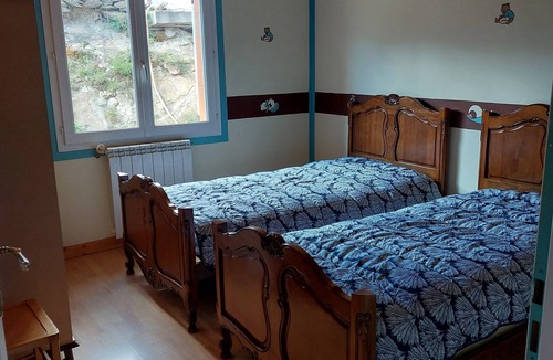 Ponteils-et-Bresis House | Chalet with outdoor pool