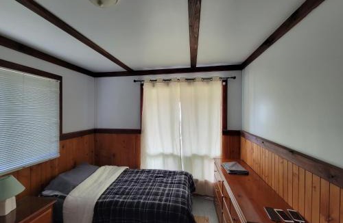 Northfield Ski Chalet | Chalet with great lake view
