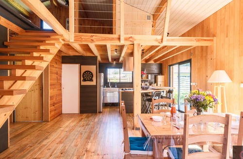 Gastes Ski Chalet | Chalet with jacuzzi and pétanque - 6 guests