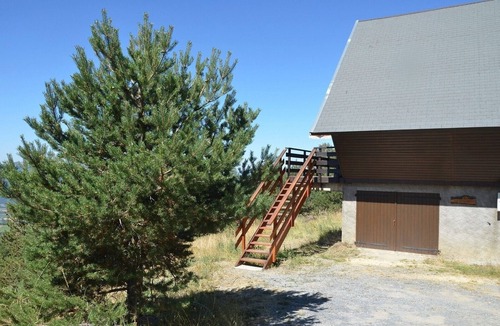 Seyne Ski Chalet | Chalet with Mountain Views, Private Garden and Balcony