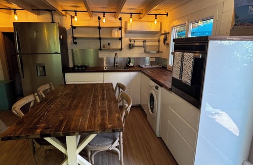 Cavalaire-sur-Mer Ski Chalet | CHALET WITH PRIVATE ACCESS BONPORTEAU BEACH