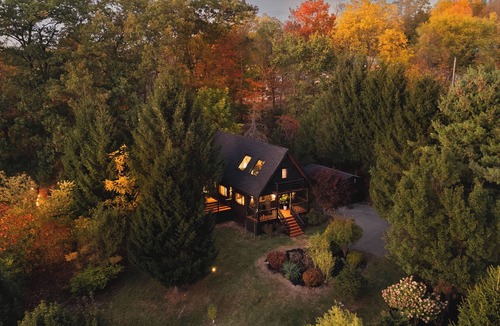 Mount Upton Ski Chalet | Chalet with pond · hot tub, sauna & scenic views