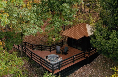 Mount Upton Ski Chalet | Chalet with pond · hot tub, sauna & scenic views