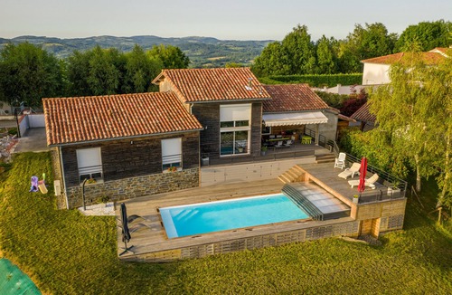 Saint-Girons House | Chalet with pool and mountain views