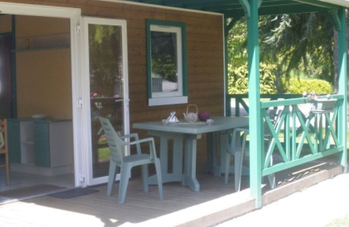 Saint-Nicolas des Eaux Ski Chalet | Chalet with Terrace for 4 Pers.