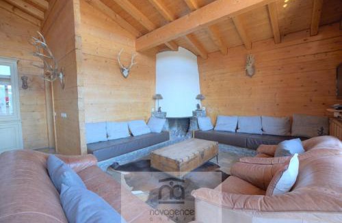 Anzere Ski Chalet | Chalet Zoe a Anzere avec vue sur les Alpes