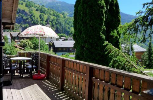 Inden Ski Chalet | Chalet Zur Säge by Interhome