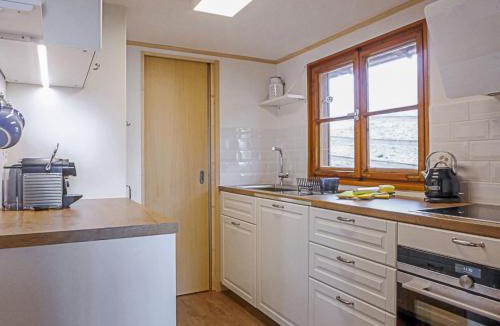 Wengen Ski Chalet | Chalet Zwärgli by Interhome