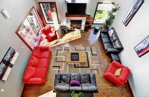 Stoneham Ski Chalet | Chalets Alpins-43 Chemin des Skieurs