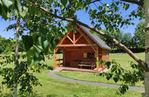 Ceyssat House | Chalets et cabane perchée "Ô Cœur des Puys"