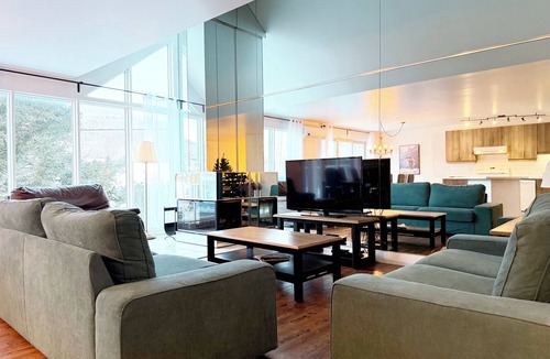 Saint Ferreol les Neiges Hotel | Chalets Montmorency Mont-Sainte-Anne