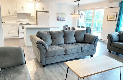 Saint Ferreol les Neiges Hotel | Chalets Montmorency Mont-Sainte-Anne