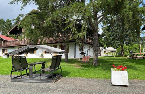 Saint Ferreol les Neiges Ski Chalet | Chalets Montmorency Mont-Sainte-Anne