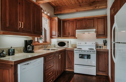 Saint-Faustin-Lac-Carre Ski Chalet | Chalets Royal Laurentien