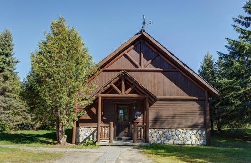 Saint-Faustin-Lac-Carre Ski Chalet | Chalets Royal Laurentien