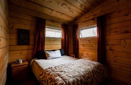 Bryson Ski Chalet | Chalets rustique - Érablière Momentum