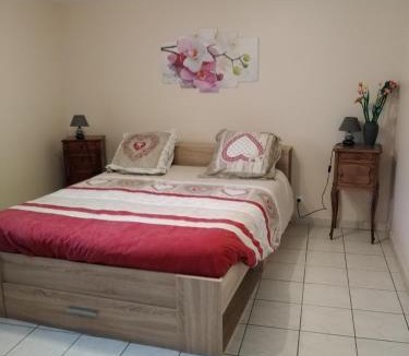 Saint-Germain-Laprade Apartment | Chaleureux à la campagne