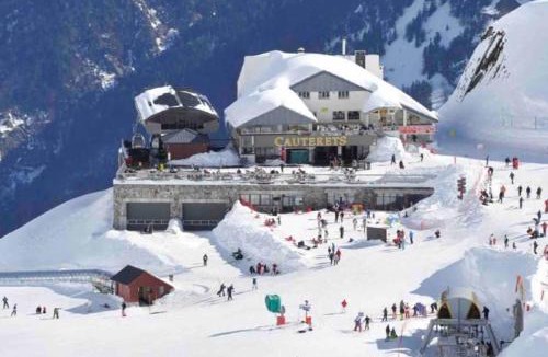 Cauterets Apartment | Chaleureux studio familal "Lougrand III"