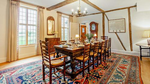 Chinnor House | Chalford Manor