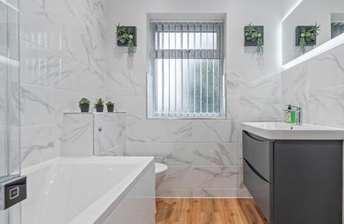 Singlewell House | Chalky stays