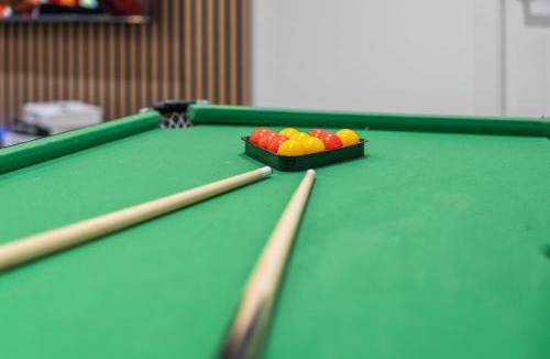 Singlewell House | Chalky stays