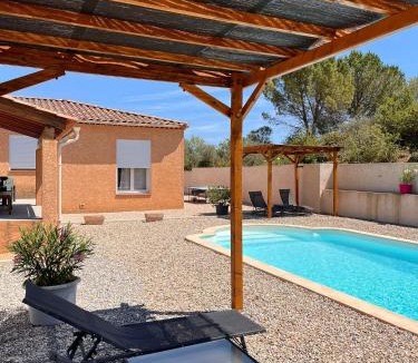 Saint-Maximin-la-Sainte-Baume Bed & Breakfast | Chambres d'hôtes, B&B climatisées LA BORRELLIENNE