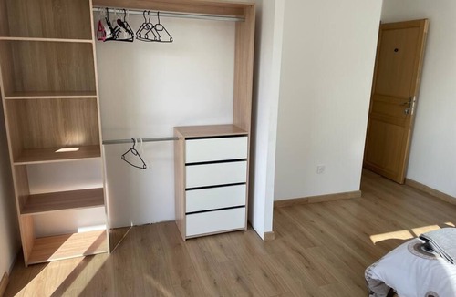 Sainte-Genevieve-des-Bois Hotel | Chambre Dans Maison D'hote