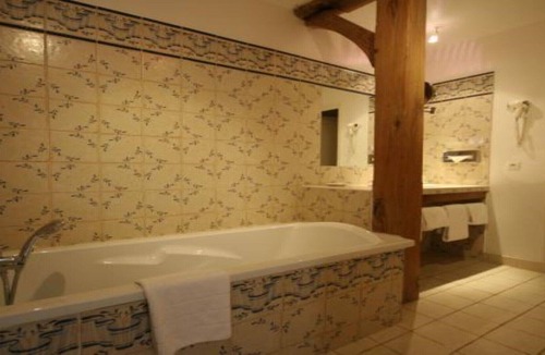 Les Riceys House | CHAMBER 7: VINTAGE