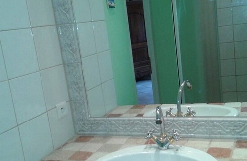 Ferrals-les-Corbieres Bed & Breakfast | Chamber limouxine