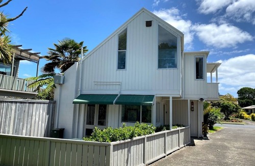 Manly House | Chamberlain House