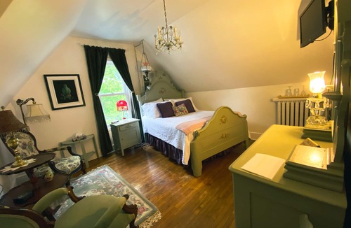North Sydney Bed & Breakfast | Chambers Guest House B&B