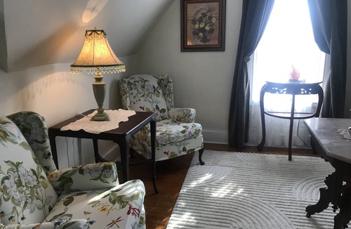 North Sydney Bed & Breakfast | Chambers Guest House B&B