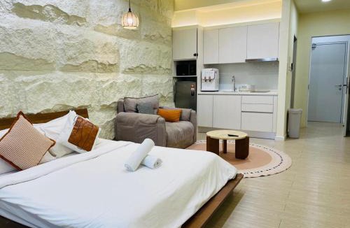 Chow Kit Hotel | Chambers residence klcc by Gajilion