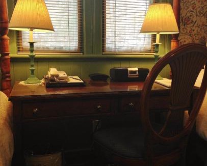 Lee Bed & Breakfast | Chambery Inn