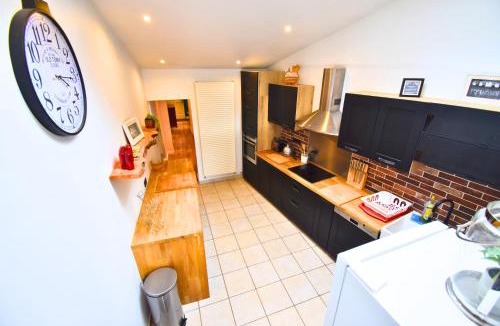 Chambly Apartment | Chambly Green Family House