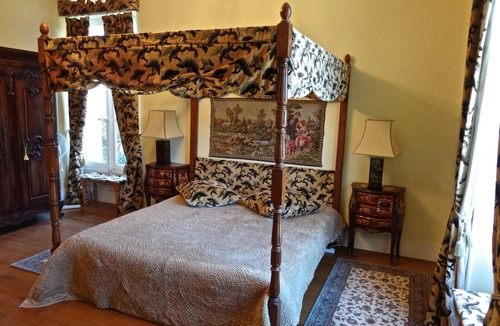 Tournon-Saint-Pierre House | Chambord room of CHATEAU LES VALLEES
