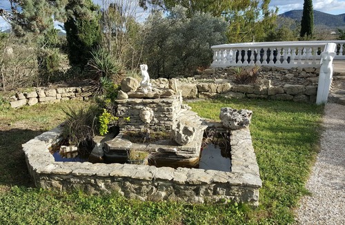 Saint-Andre-de-Cruzieres Bed & Breakfast | Chambre Avec Télé et Terrasse