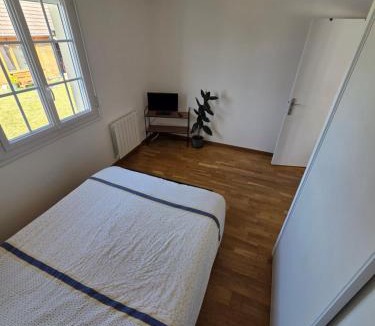 La Bazoge House | Chambre à 25 min du circuit des 24h .