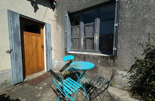 Saint-Aubin-le-Cloud House | Chambre à la campagne - salle d'eau individuelle